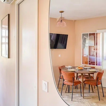 Bright 2 Bedrooms & Air Conditioning 17 * Paris